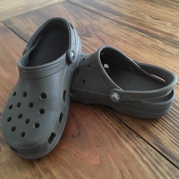 crocs size m6 w8